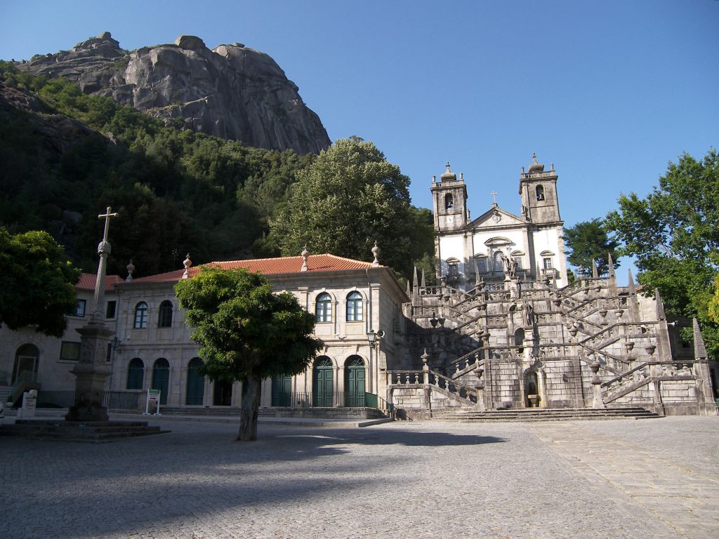 Áureos Destinos